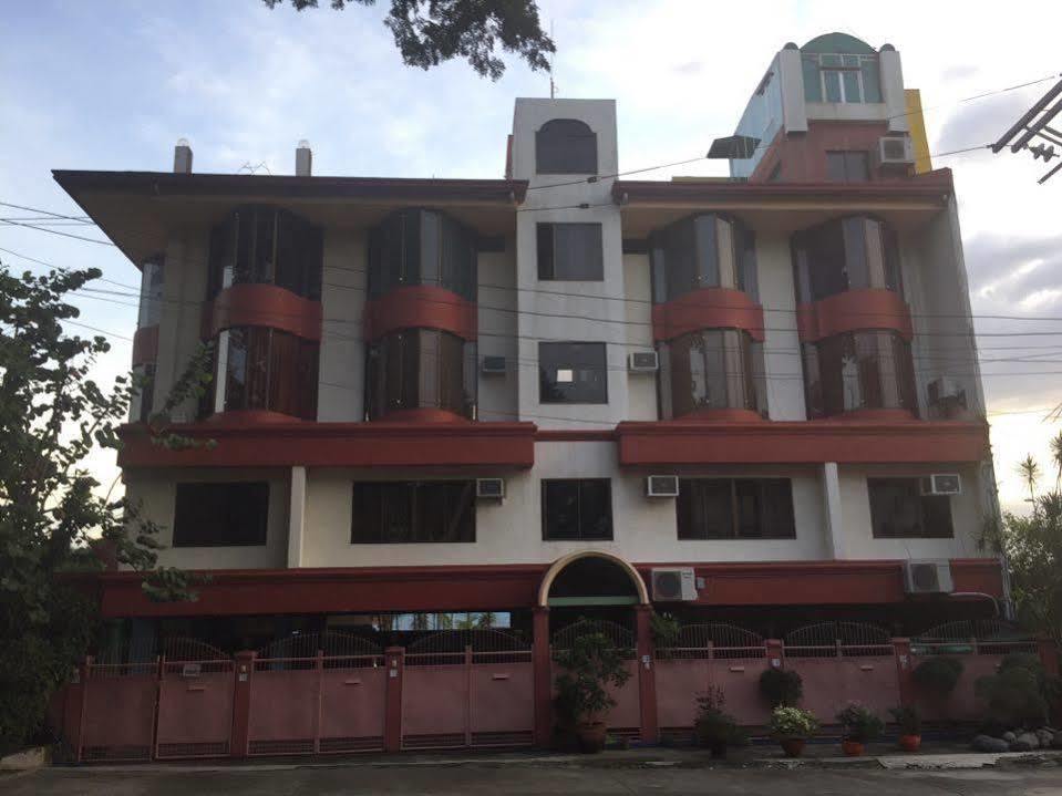 Hotel White Mansion Davao Zewnętrze zdjęcie